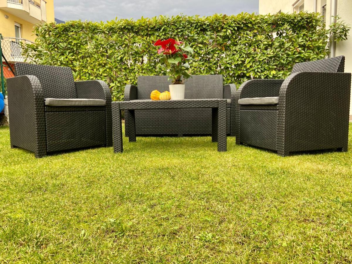Appartamento Miranda Con Giardino Privato E Pool Exterior photo