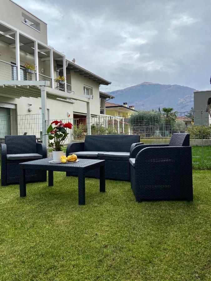 Appartamento Miranda Con Giardino Privato E Pool Exterior photo